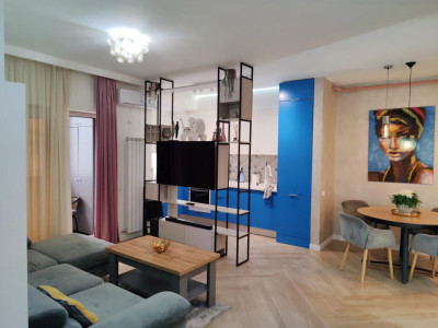 Apartament 3 camere LUX de închiriat in Berceni - str. Boltei