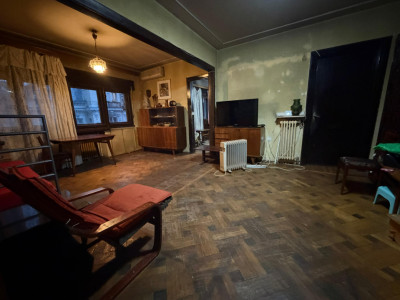 P-ta Rosetti, apartament 4 camere, 112 mp, etaj 1 in Clădire Istorică